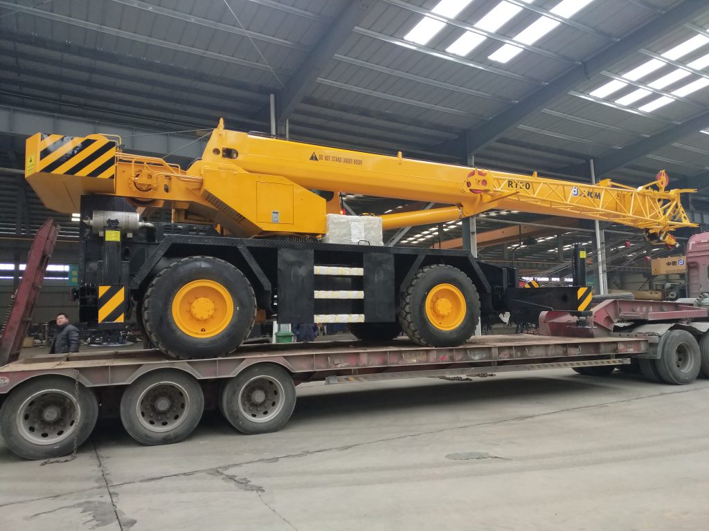 Crane Counterweight Configurations: How Counterweight, Working Radius, and Boom Length Work Together